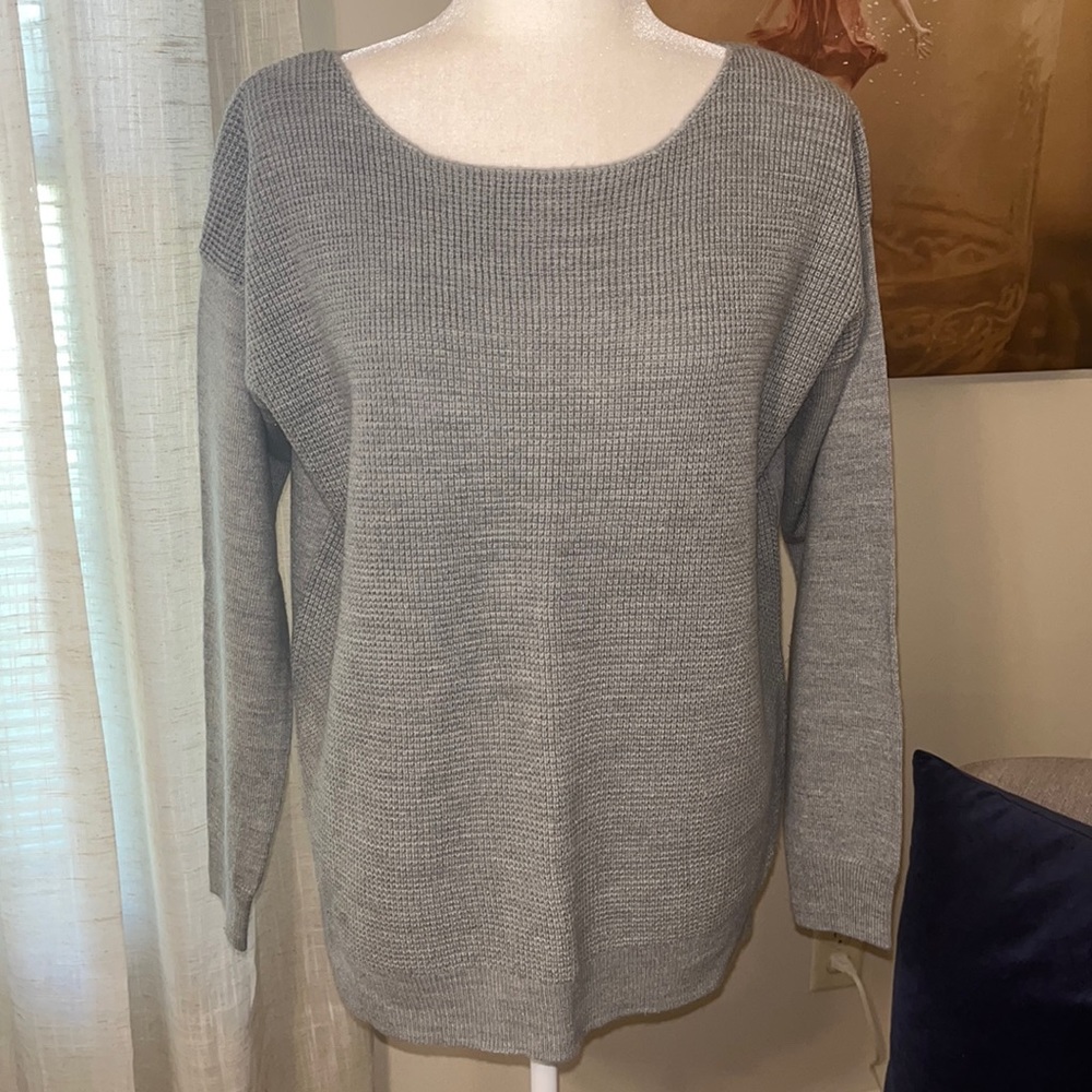 HANNAH gray sweater